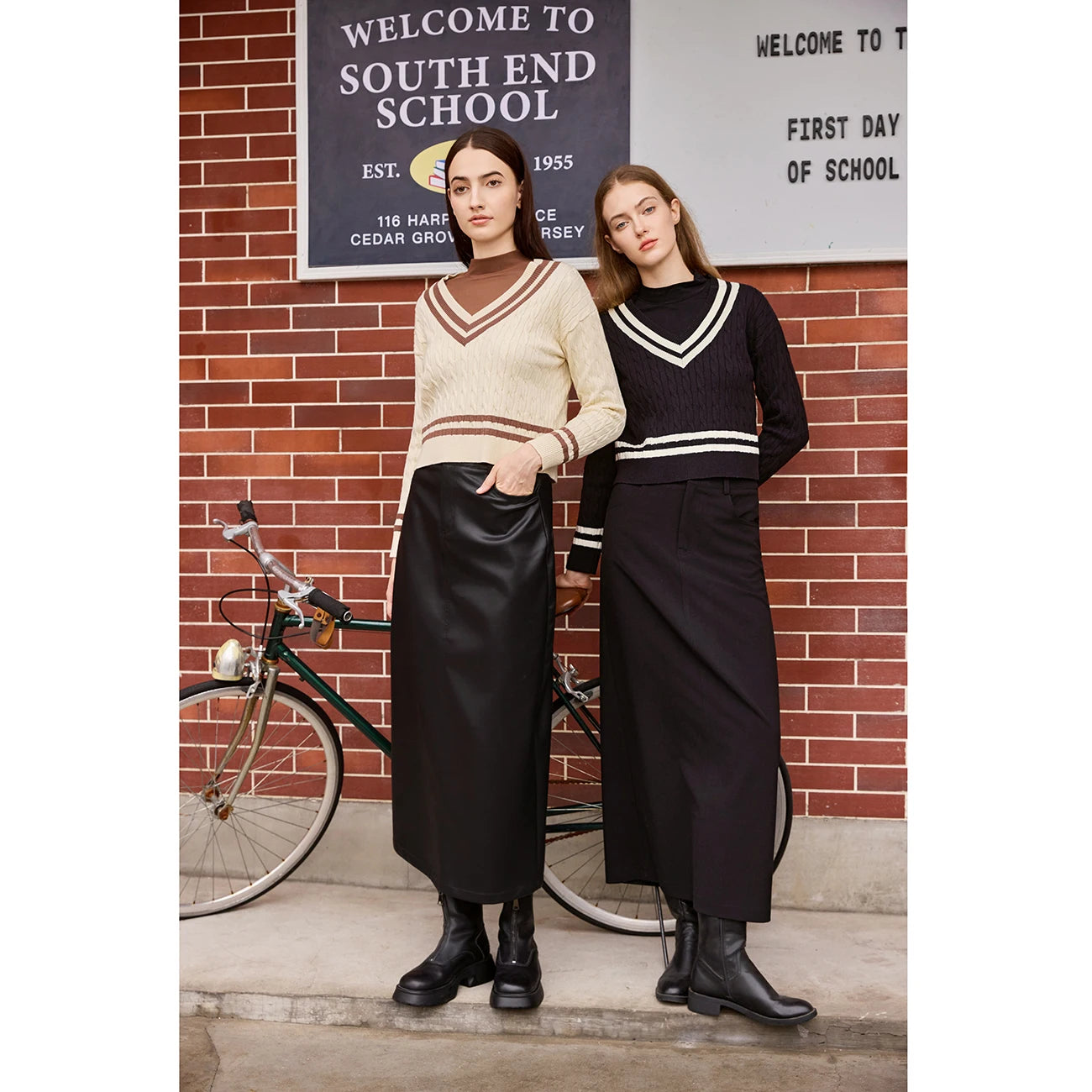 AP Women 2026 Autumn and Winter Knitting Patchwork Sweater Mock Neck Modal Shirt Stretch Skirt Leather Skirt