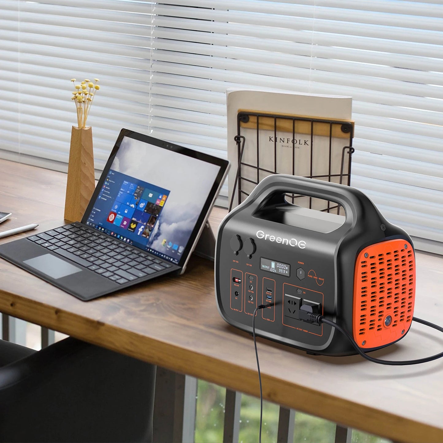 1000W 1024Wh Portable Power Station USB-C Camping Power Bank for Outdoors Solar Generator with LED 11 Ports Travel Home