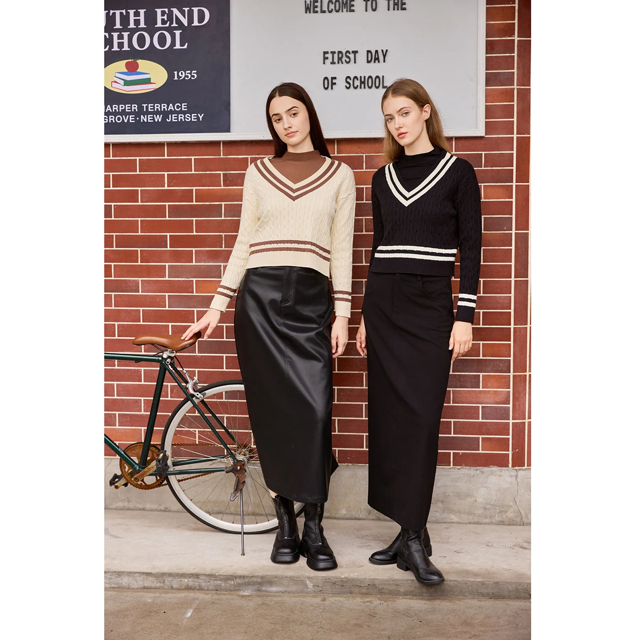 AP Women 2026 Autumn and Winter Knitting Patchwork Sweater Mock Neck Modal Shirt Stretch Skirt Leather Skirt