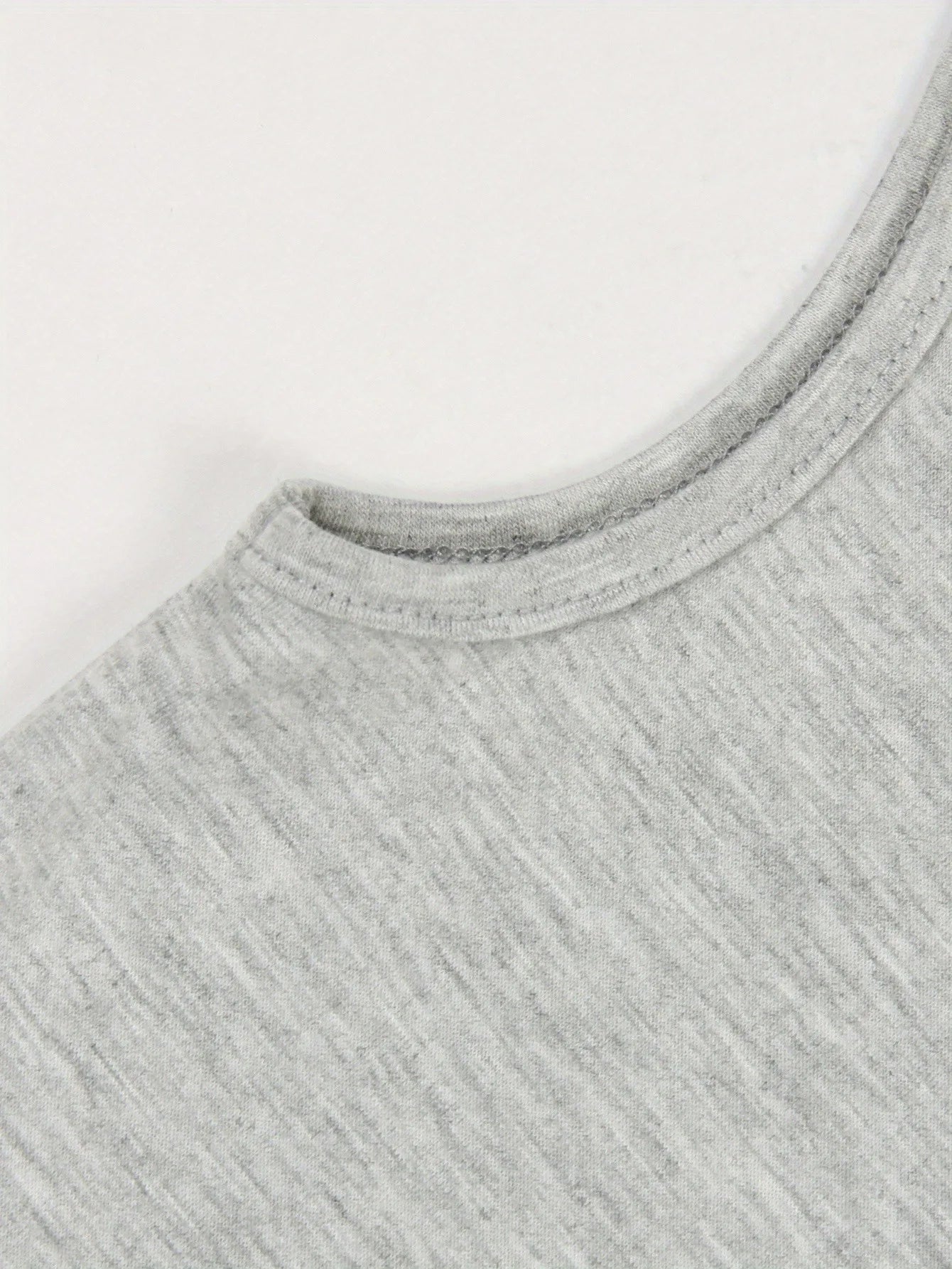 Breathable Knit, Chic Letter Print V-Neck T-Shirt for Women - Casual, Stretchy & Machine Washable, Perfect for All Seasons