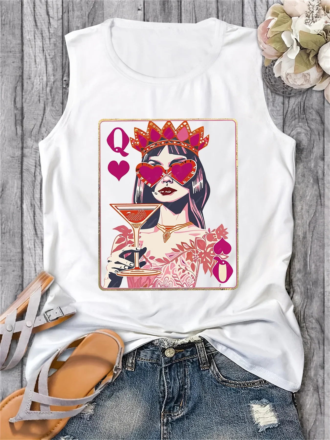 Stylish Queen of Hearts Playing Card Graphic Tank Top - Sleeveless Crew Neck, Stretchy & Breathable Polyester Blend