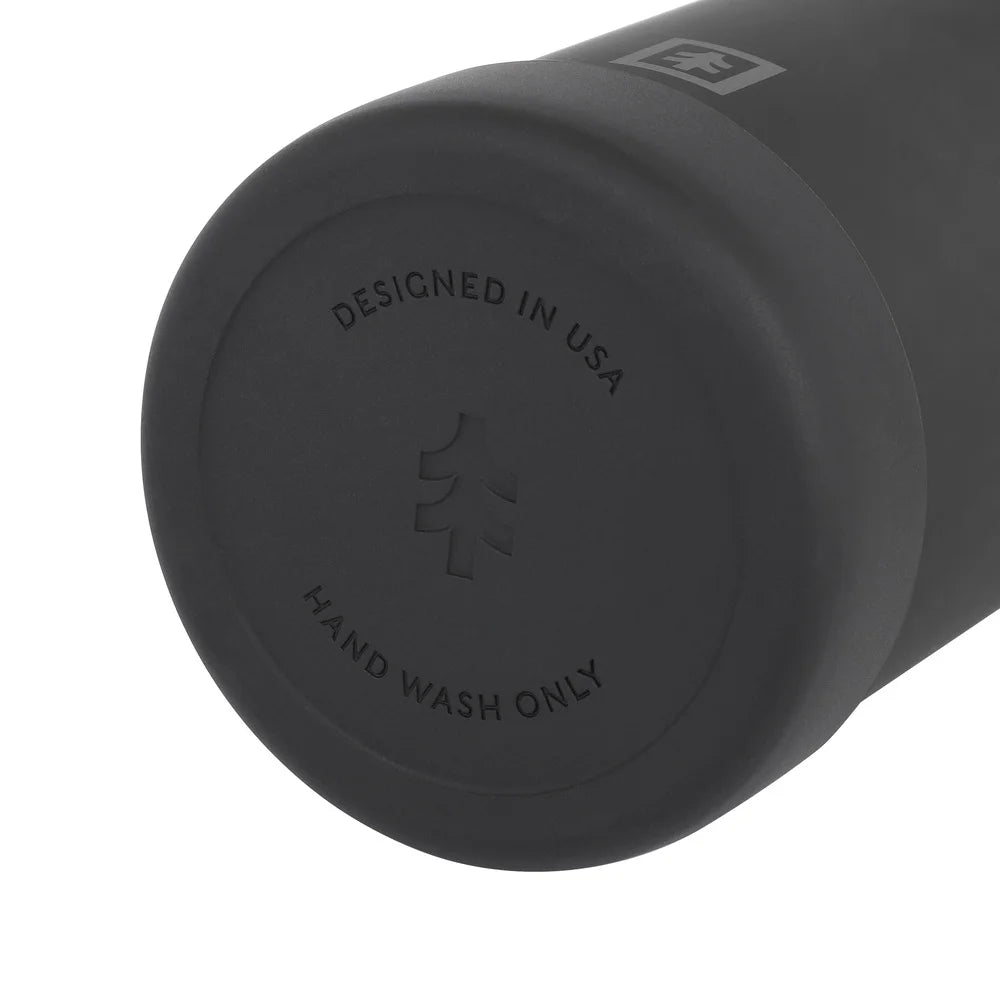 24 oz Triple-Walled Stainless Steel Water Bottle Leakproof Chug Lid Silicone Boot Carabiner Clip Perfect Camping Hiking Sports